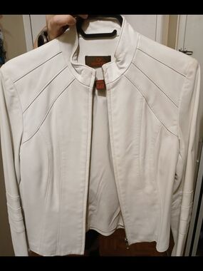 Danier White Leather Moto Jacket with Sculpted Paneling